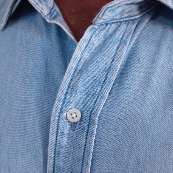 Polo Ralph Lauren, Chambray, Button Flap Pocket Front, Cotton LS Shirt, Size M - Picture 9 of 10